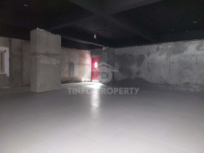 Ground Floor 1200 sft Shop for Rent in Dhanmondi-2