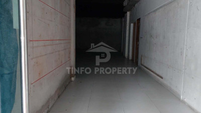 Ground Floor 1200 sft Shop for Rent in Dhanmondi-1