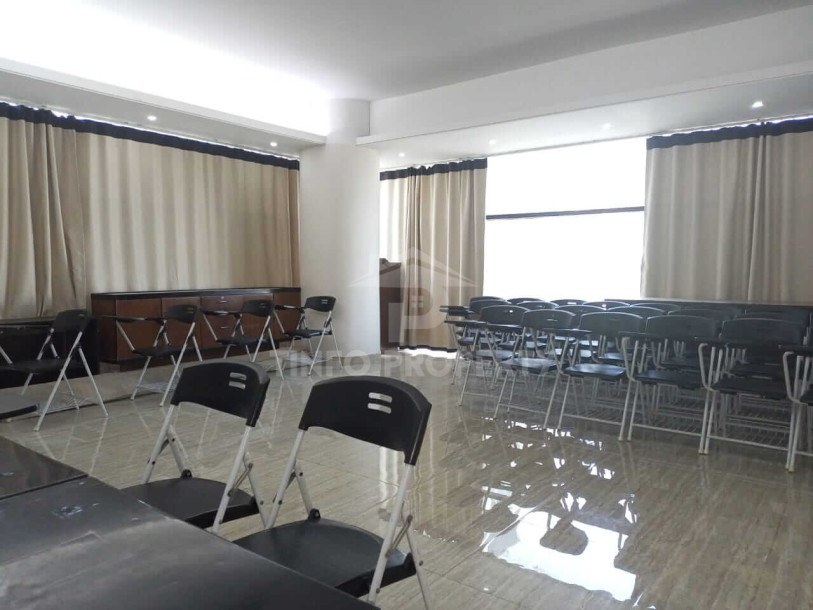 Commercial Space is up for Rent in Banani-15