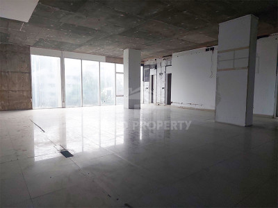 2000 Sq Ft Commercial Space Is Up For Rent In Dhanmondi