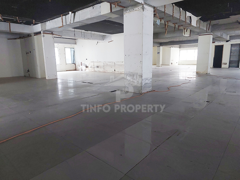 11000 Sft Office Space Rent In Dhanmondi-1